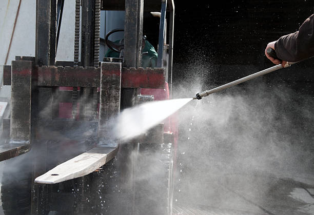Professional Pressure Washing in Saginaw, MI